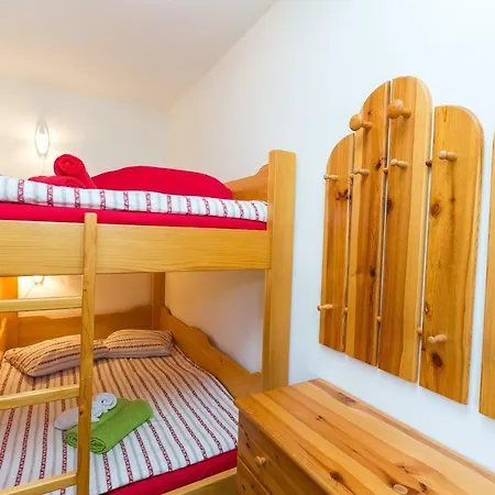 Apartma Soncnica Apartment *
